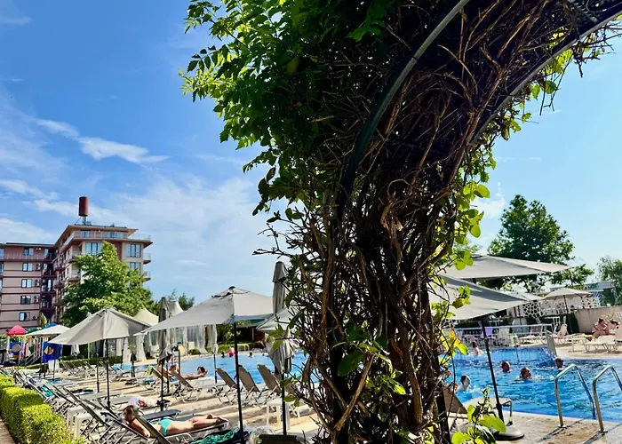 B48 In Tarsis Club Complex Apartament *